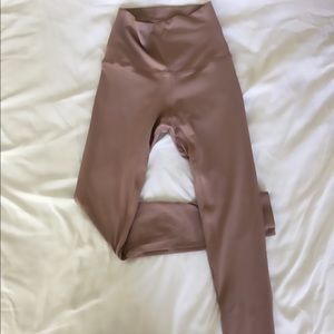 I am built high waisted mauve leggings